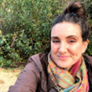 Meet your Posher, Simone